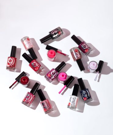 Manoard lakovi za nokte